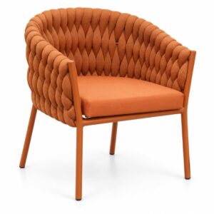 Poltrona Florença para área externa com estrutura resistente e acabamento elegante
